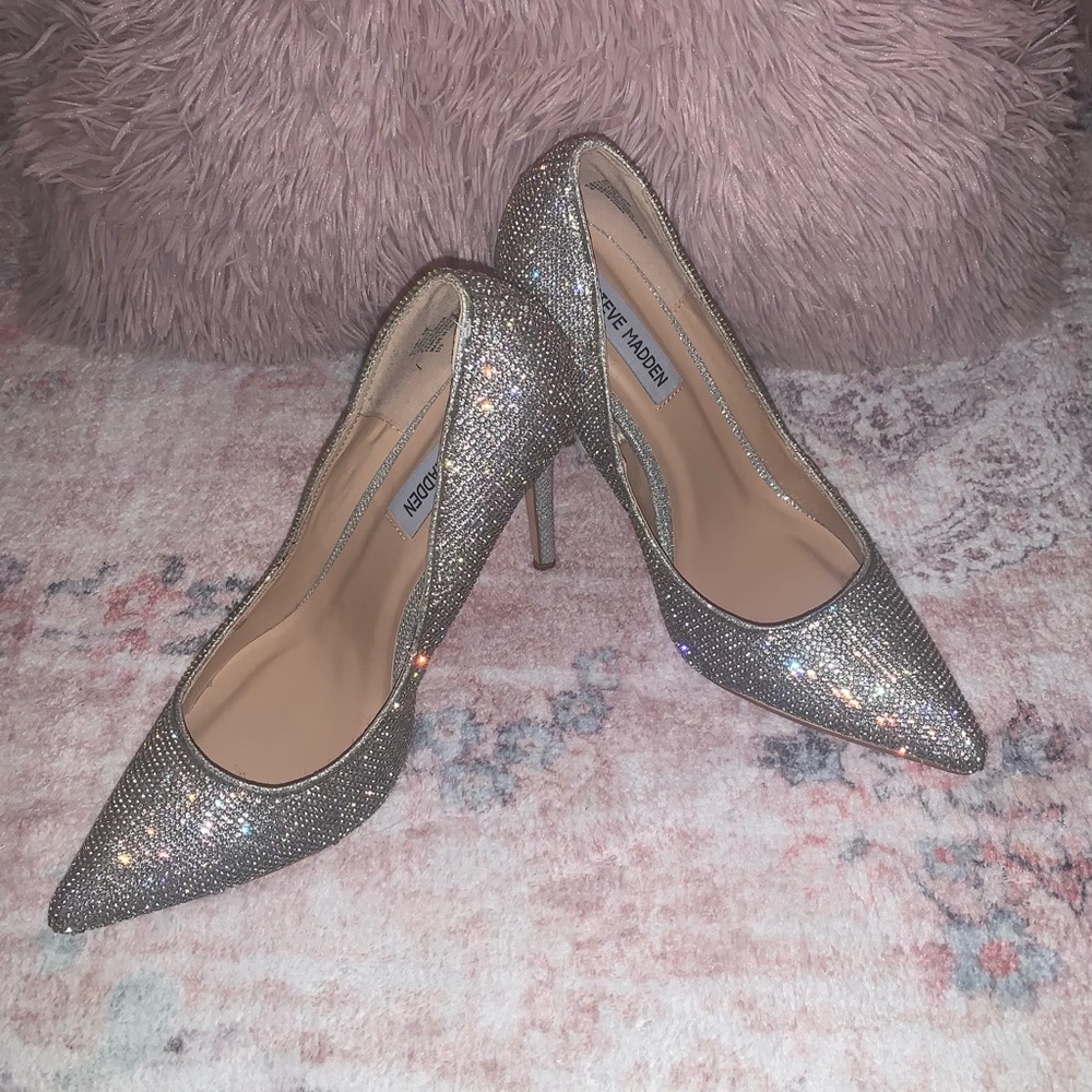 Steve Madden Daisie Pump